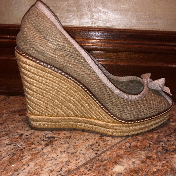 BRAND NEW‼️ Tory Burch Wedges - Picture 3 of 6